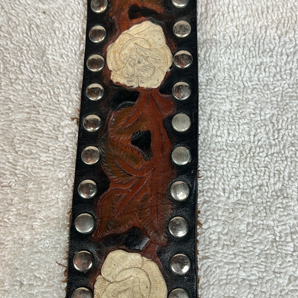 Fully Tooled Grommets Leather Belt Vintage white flower Western Cowgirl - Picture 11 of 12
